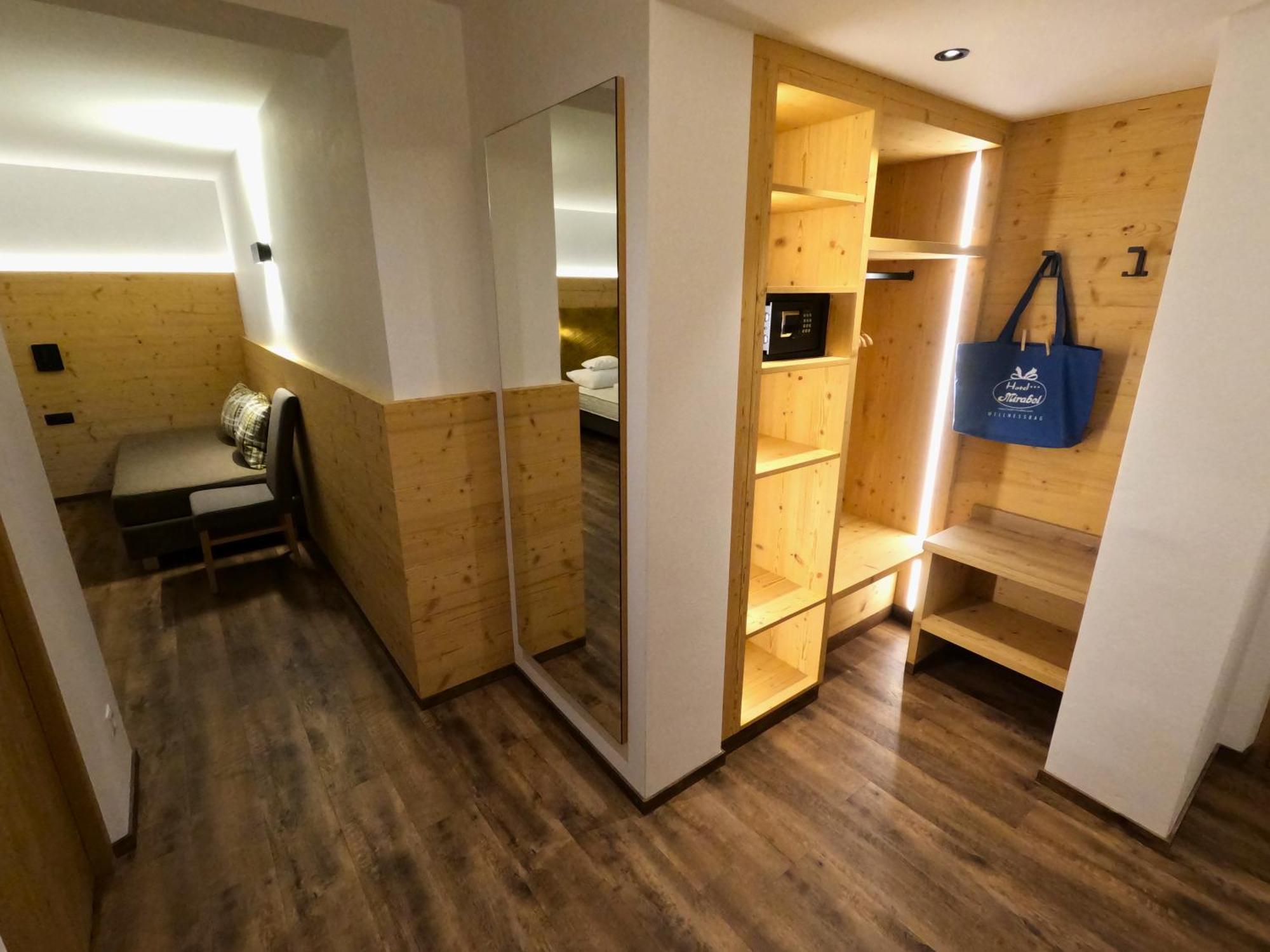 Hotel Mirabel San Vigilio Di Marebbe Oda fotoğraf
