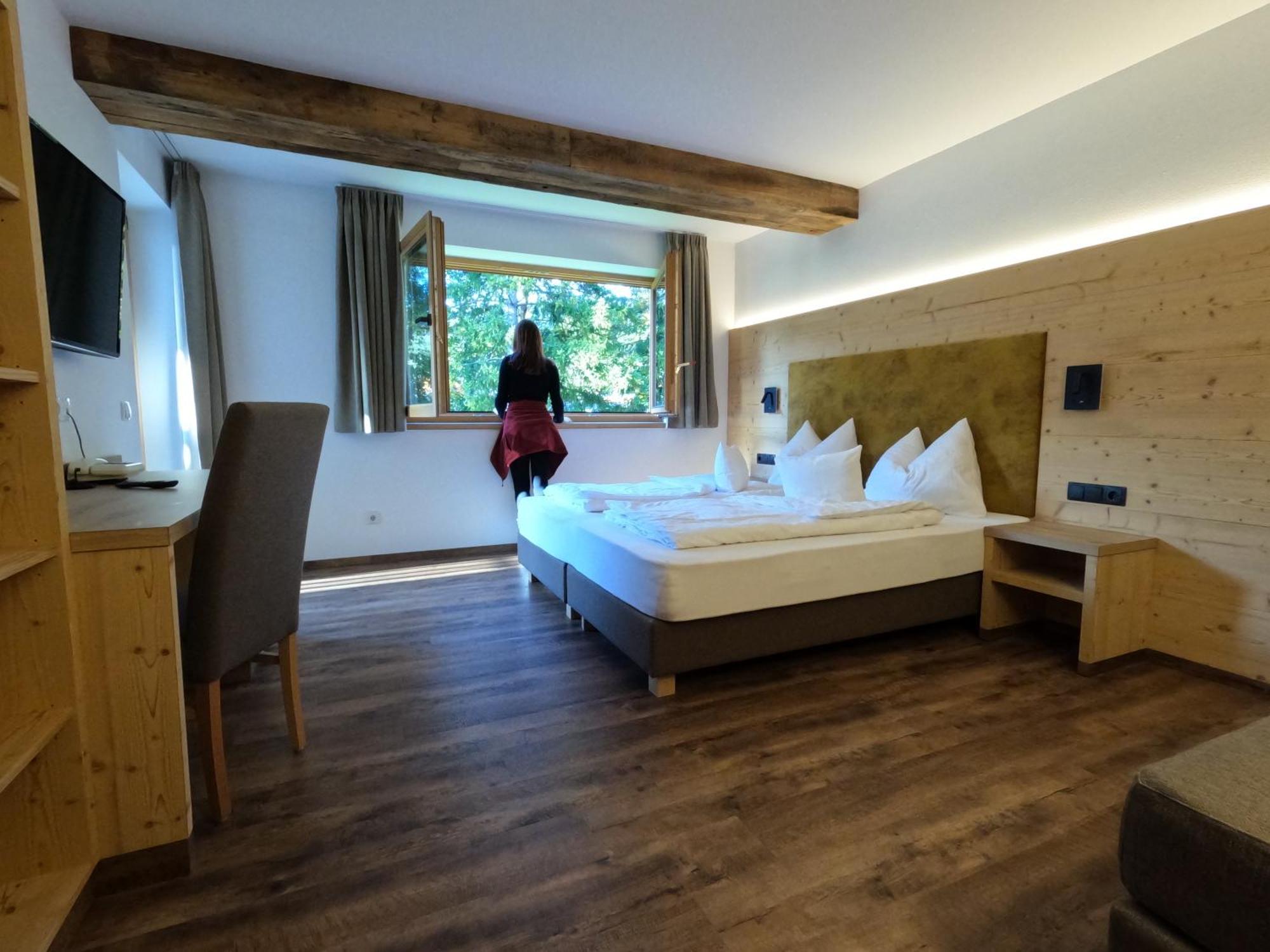 Hotel Mirabel San Vigilio Di Marebbe Oda fotoğraf